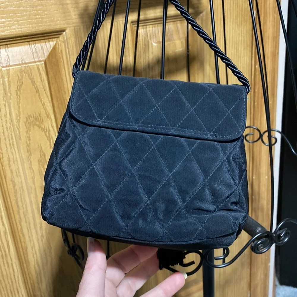 Neiman Marcus Gold Tassel Bag Small
Luxury purse​​ - Picture 5 of 11